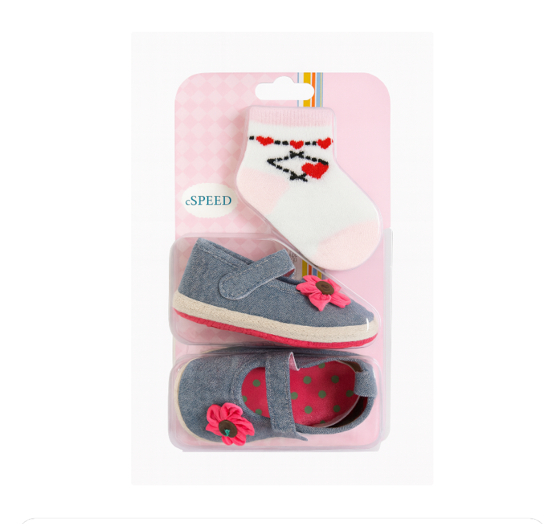 Set për Bebe 0–2 Vjet – Çorape & Këpucë Jeans me Detaje Zemre