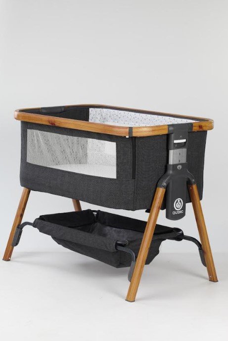 Shtrat Bebesh Luhatës Manual – Ngjyrë Hiri (Dru Natyral)