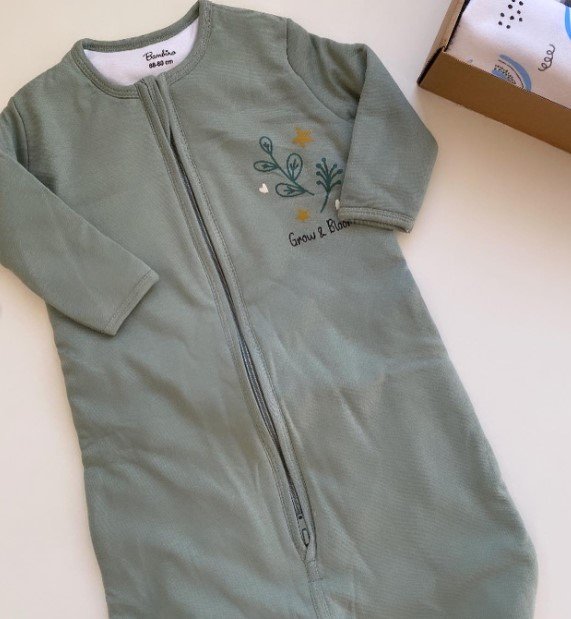 Qese Gjumi për Bebe “Grow & Bloom” – Rehati dhe Ngrohtësi Natyrale