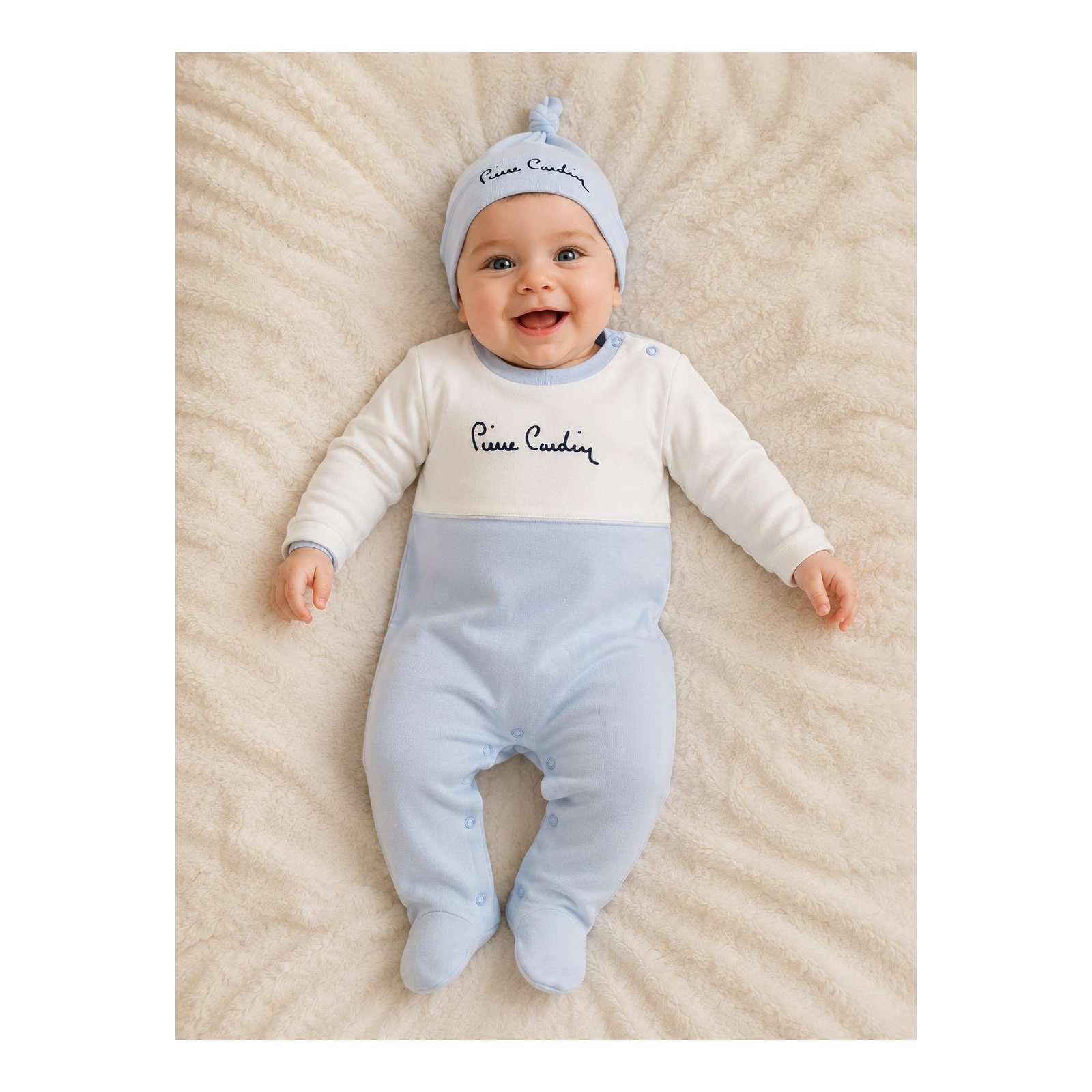 Shpihozë për Bebe me Kapelë – Pierre Cardin