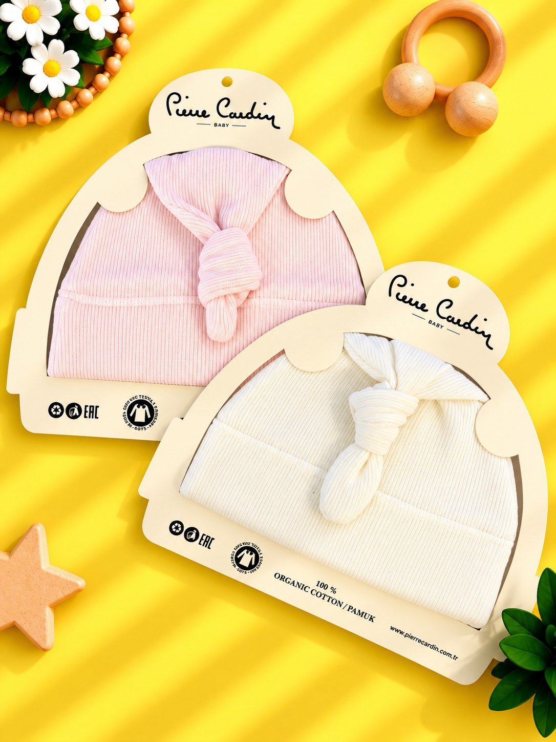Kapelë për Bebe Pierre Cardin me Nyjë Dekorative – 100% Pambuk Organik